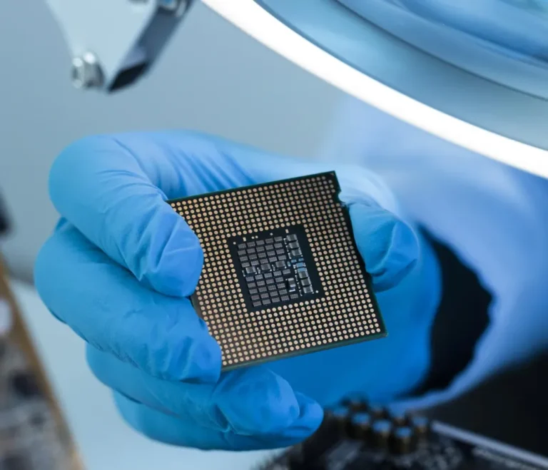 Microchips & ICs